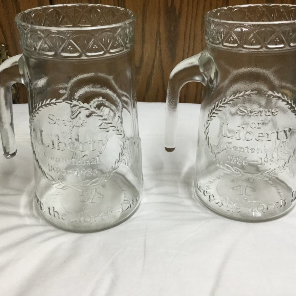 Two Matching Statue Of Liberty Centennial Glass Mugs